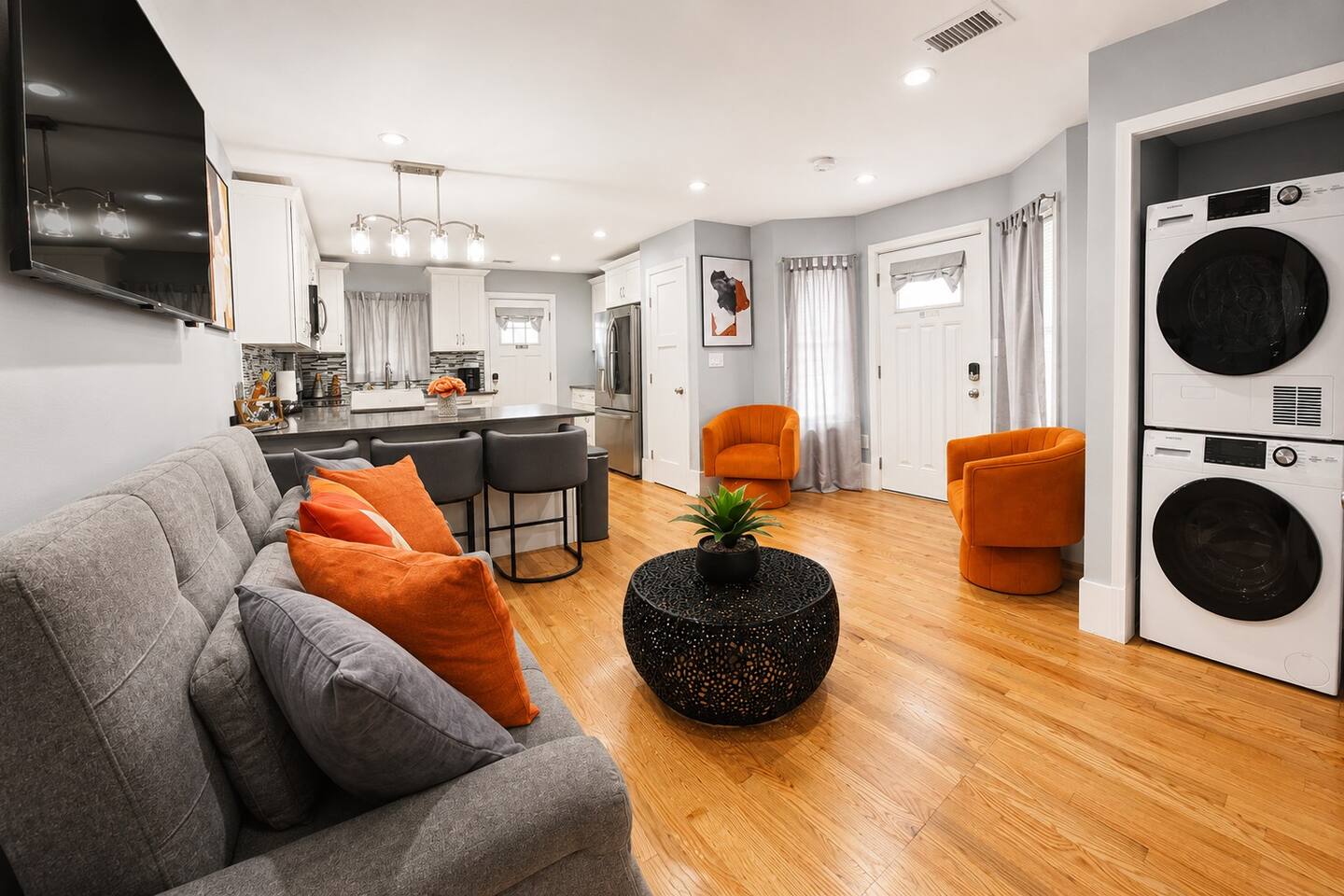 143 Erie Street, Apt 1 - photo 4