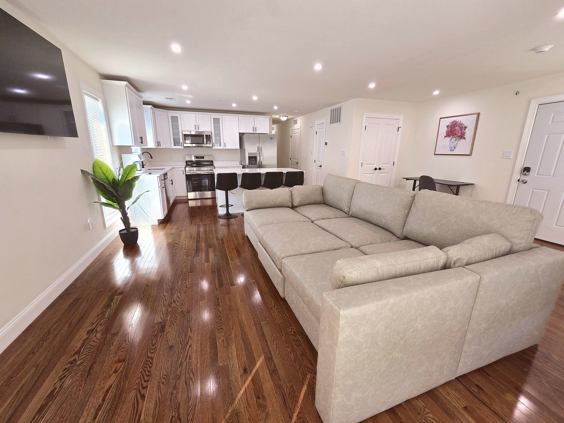 Living room of 19 Ellis Street Apt 3, a Spare Keys Stay apartment in Hyde Park, Boston