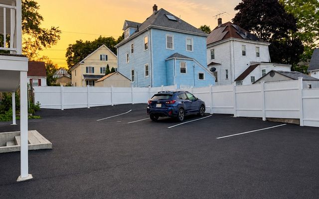 Parking lot at 17 & 19 Ellis St